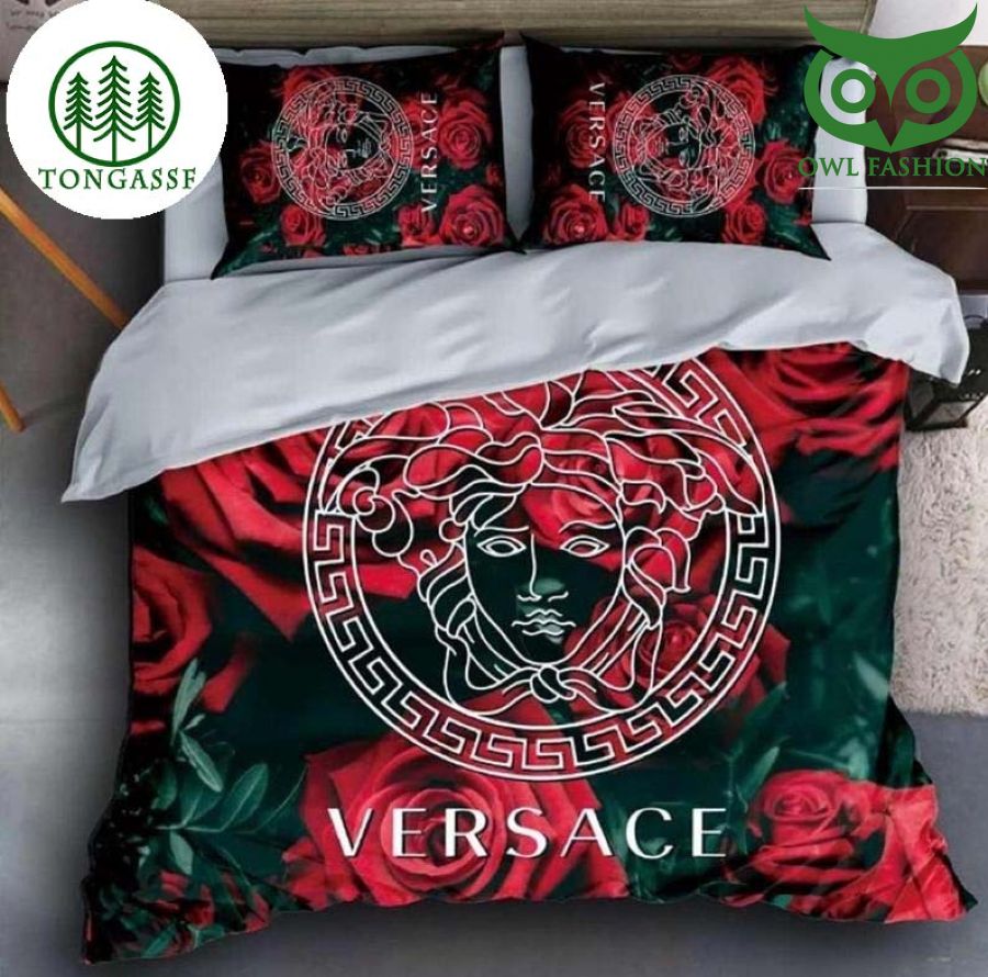 Versace rose bedding set