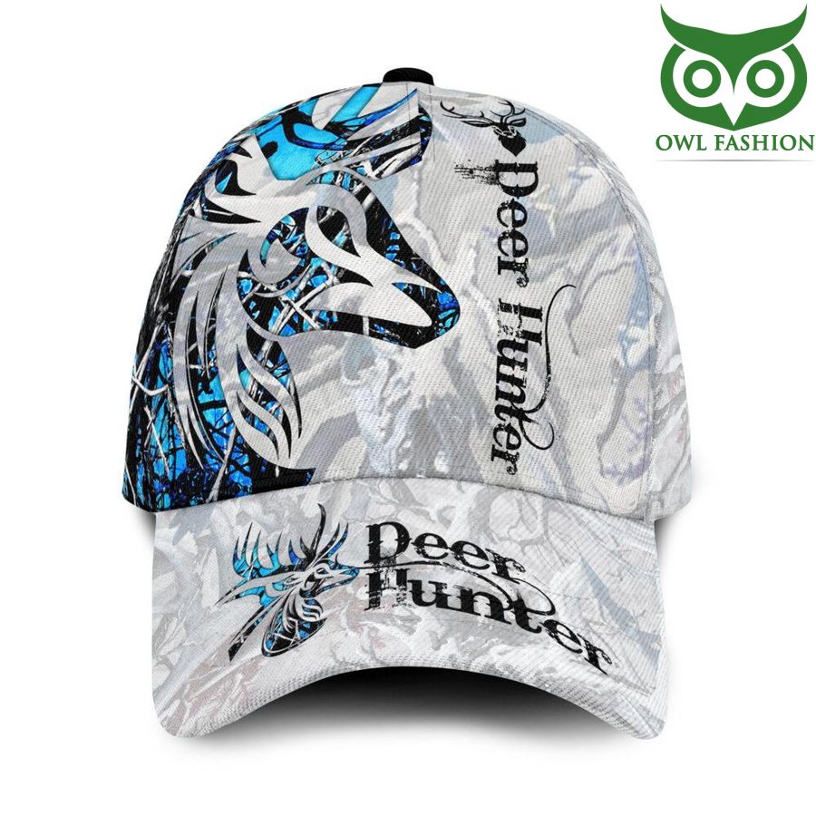 White and Blue Art Deer Hunter Classic Cap