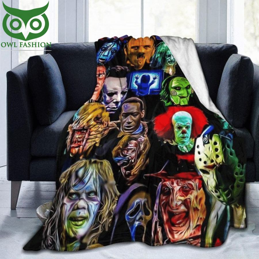 16 Horror Serial Killer Halloween Fleece Blanket