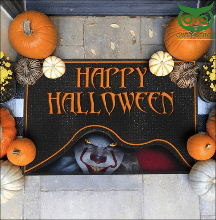 77 Pennywise clown Happy Halloween Doormat