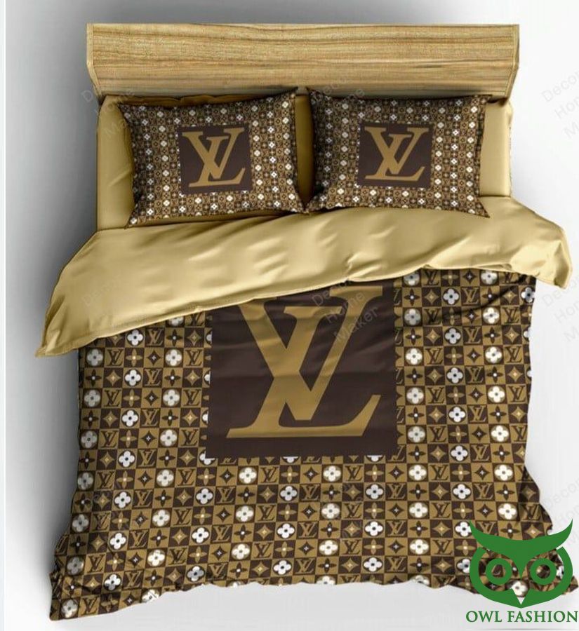 46 Luxury Louis Vuitton Brown Color Multiple Logo Patterns Bedding Set