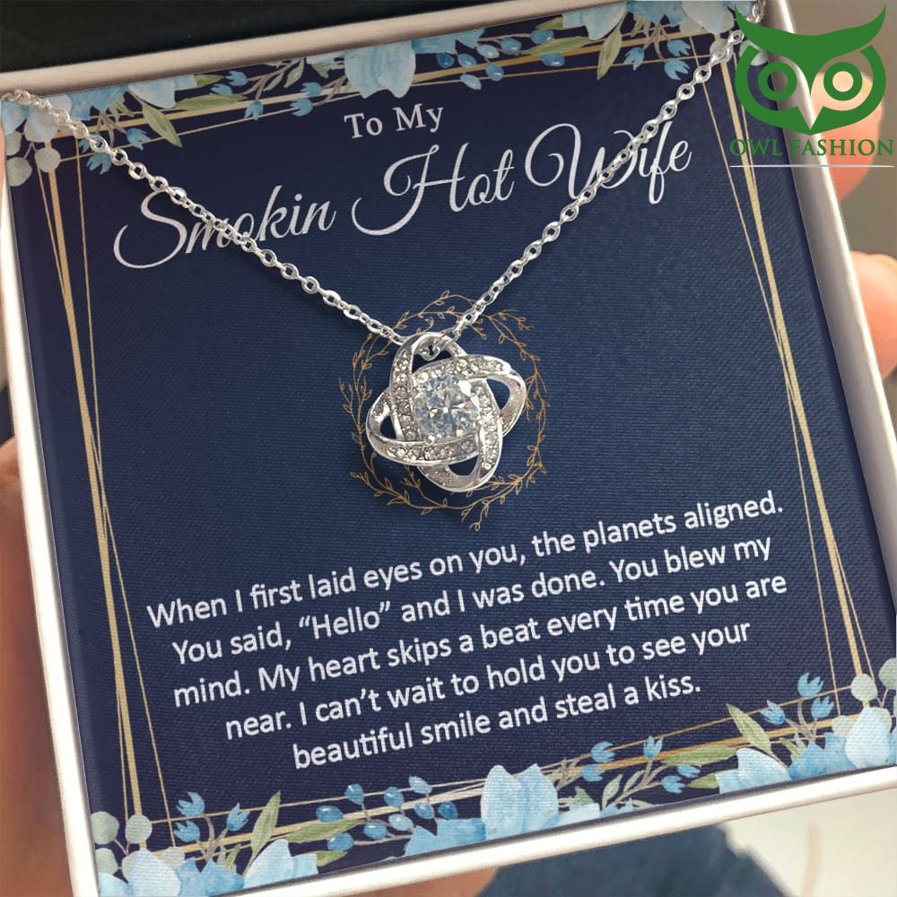 Smokin hot wife Heart skips Love knot Pendant Silver Necklace for Valentine