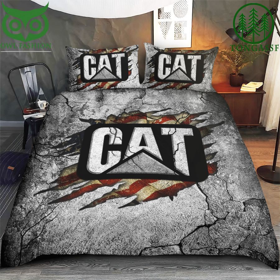 19 CAT American Flag Cracked Art Bedding Set