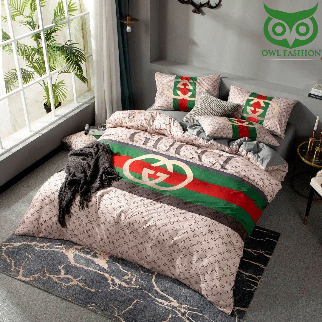 104 SPECIAL Gucci logo style bedding set for fans