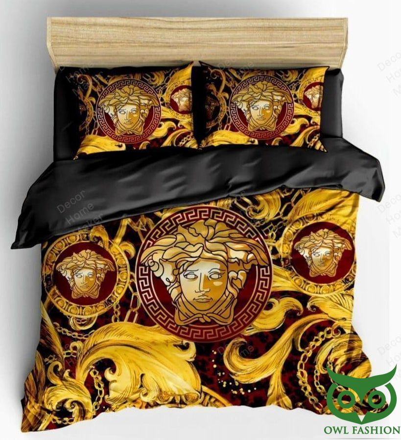 Luxury Versace Medusa Gold Color and Red with Brand Logo Bedding Set