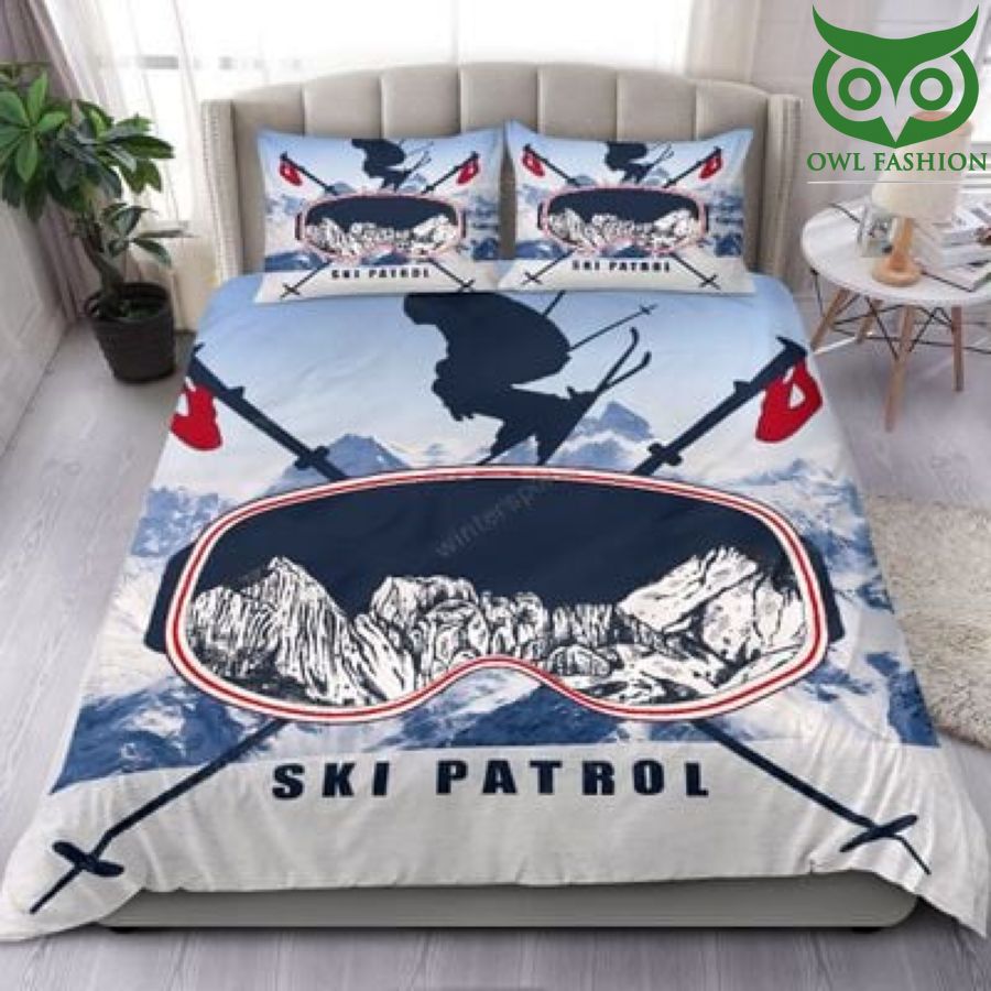 Snowboarding bedding set  Sketchy Colored Hand Drawing Brush Strokes