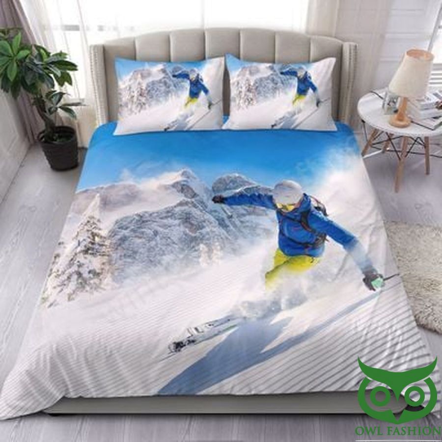 Skiing player snow mountain Blue Sky Bedding Set