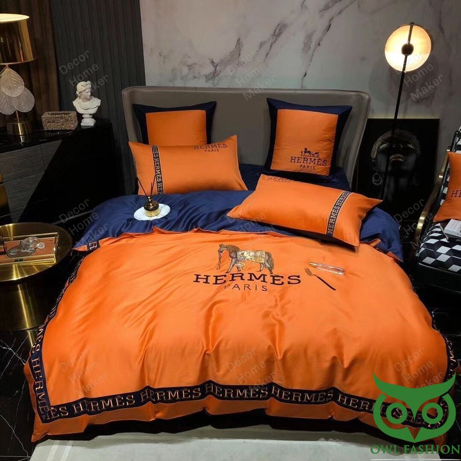 Luxury Hermes Paris Orange with Black Brand Name Strip Bedding Set