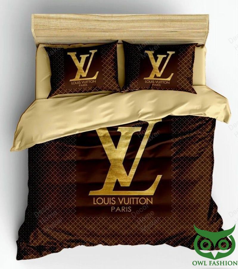 Luxury Louis Vuitton Paris Dark Brown and Gold Color Brand Logo Bedding Set