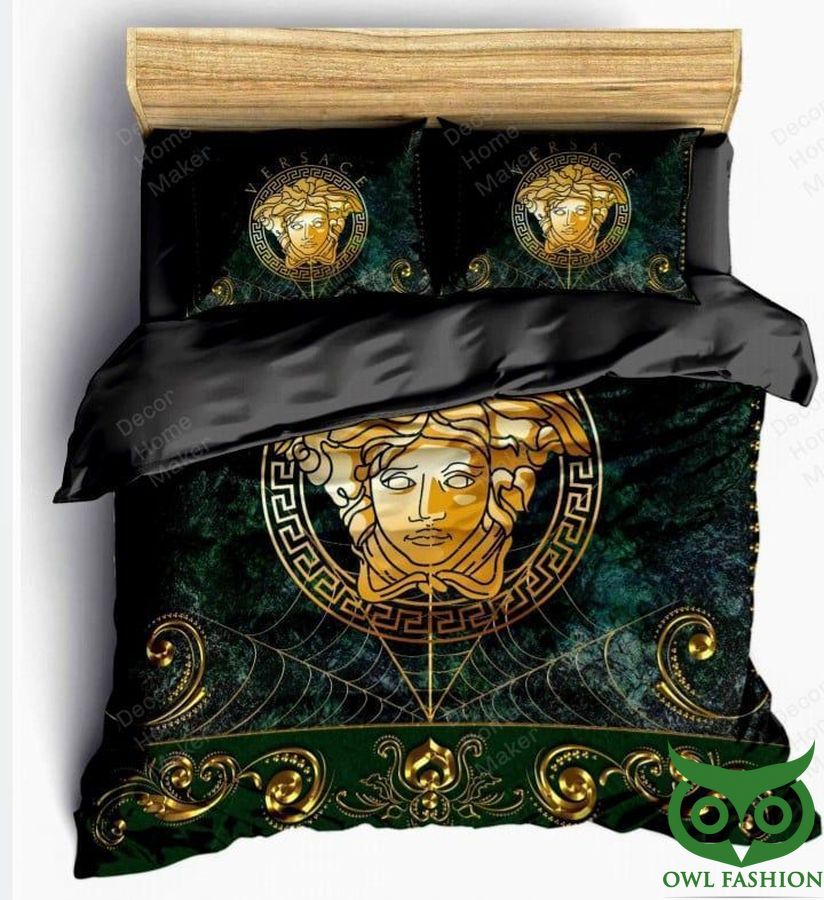 Luxury Versace Medusa Head Dark Night Sky with Gold Color Patterns Bedding Set