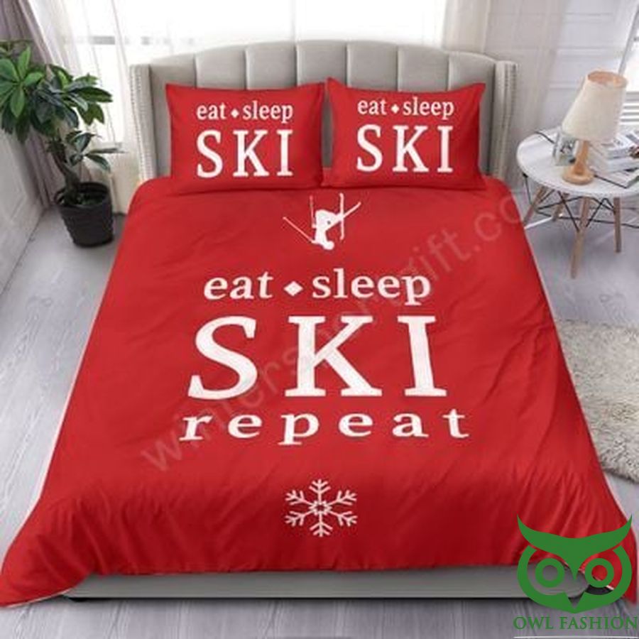 53 Skiing Eat Sleep Ski Repeat Red and White Snowflake Bedding Set
