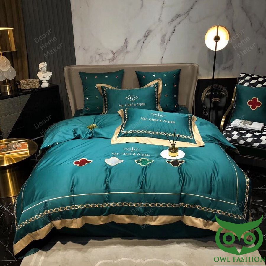 Luxury Van Cleef & Arpels Turquoise with Colorful Leaf and Golden Chain Bedding Set
