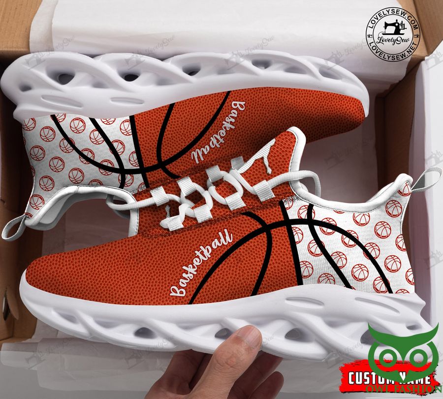117 Customized Basketball Throw Orange and White Max Soul Shoes