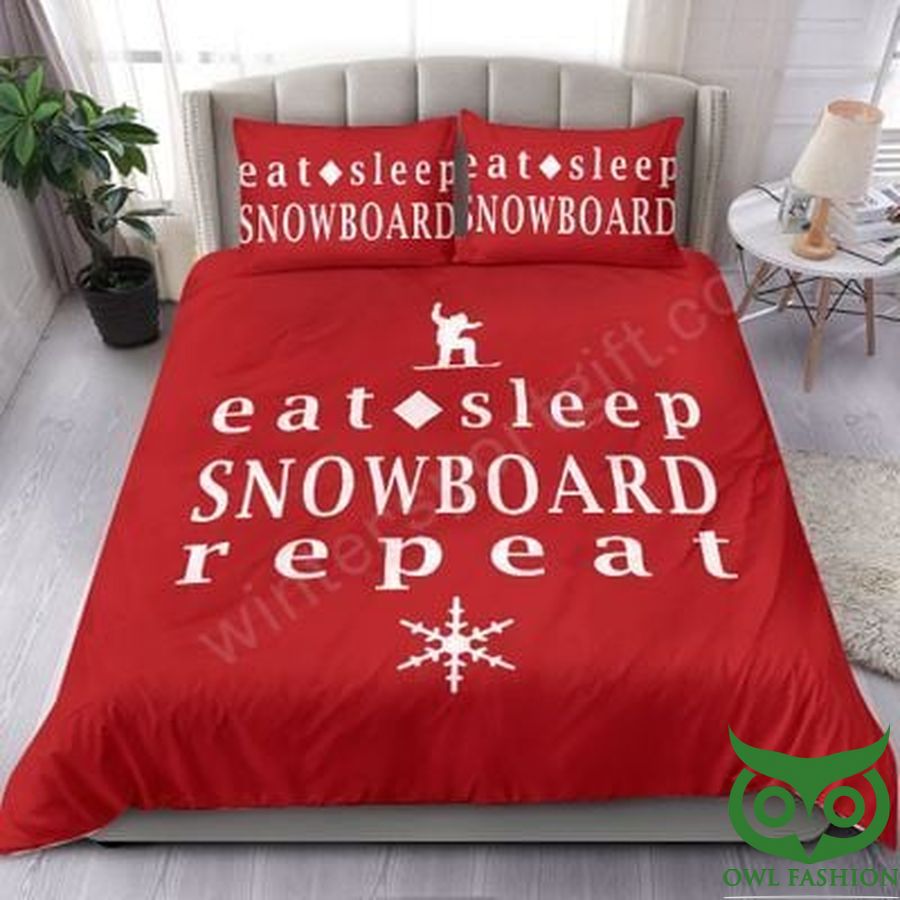 125 Snowboarding Eat Sleep Repeat White and Red Bedding Set