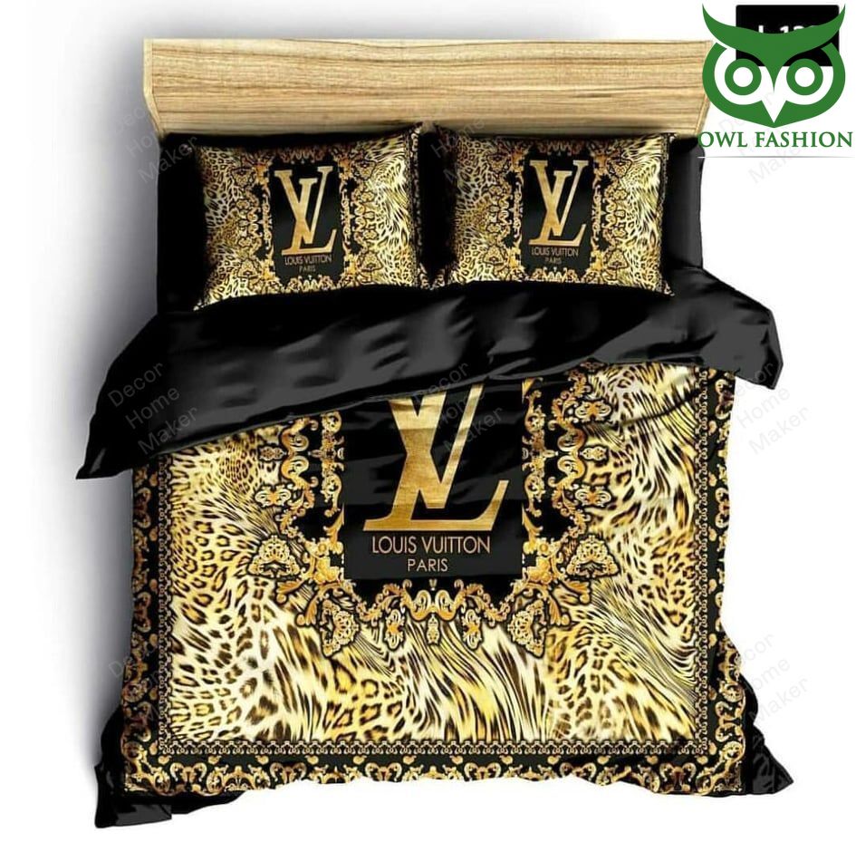 3 Louis Vuitton Leopard bedding set limited edition