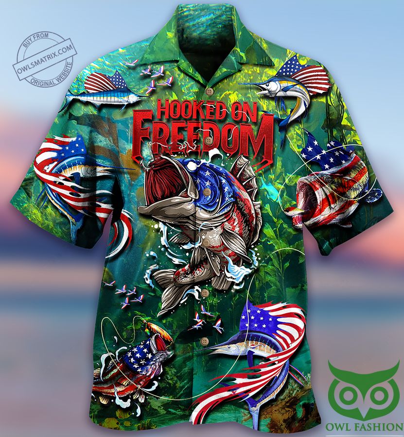 Fishing Hooked On Freedom USA Flag Pattern Limited Edition Hawaiian Shirt