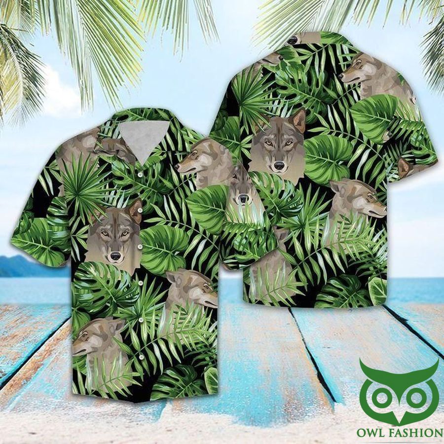 Tropical Gray Wolf with Green Leaf Hawaiian Shirt 