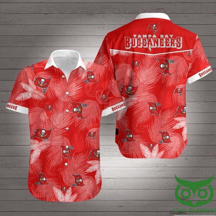 Tampa Bay Buccaneers Red Leaves Hawaiian Shirt