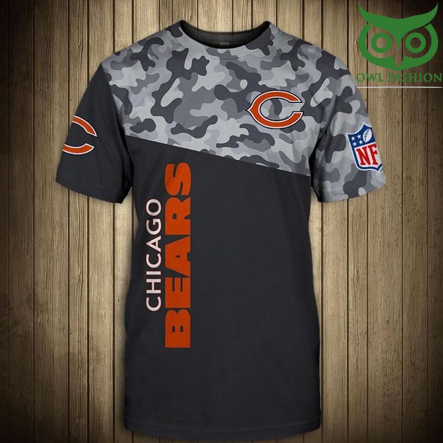 NFL Chicago Bears camo style logo Regular Mens Short Sleeve T-Shirt