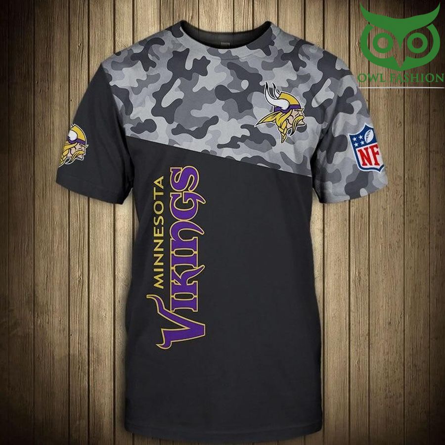 NFL Minnesota Vikings camo style logo Regular Mens Short Sleeve T-Shirt