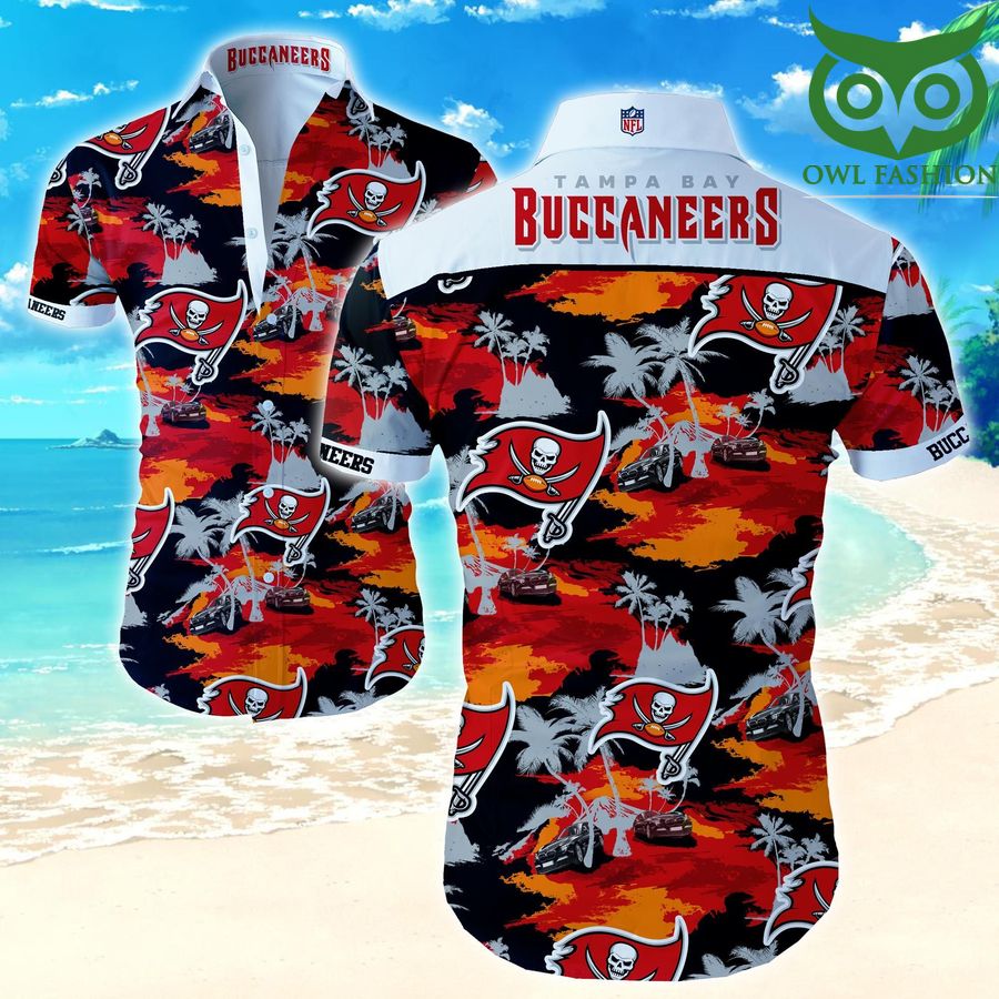 Nfl Tampa Bay Buccaneers football team logo Hawaiian Shirt short sleeve summer wear
