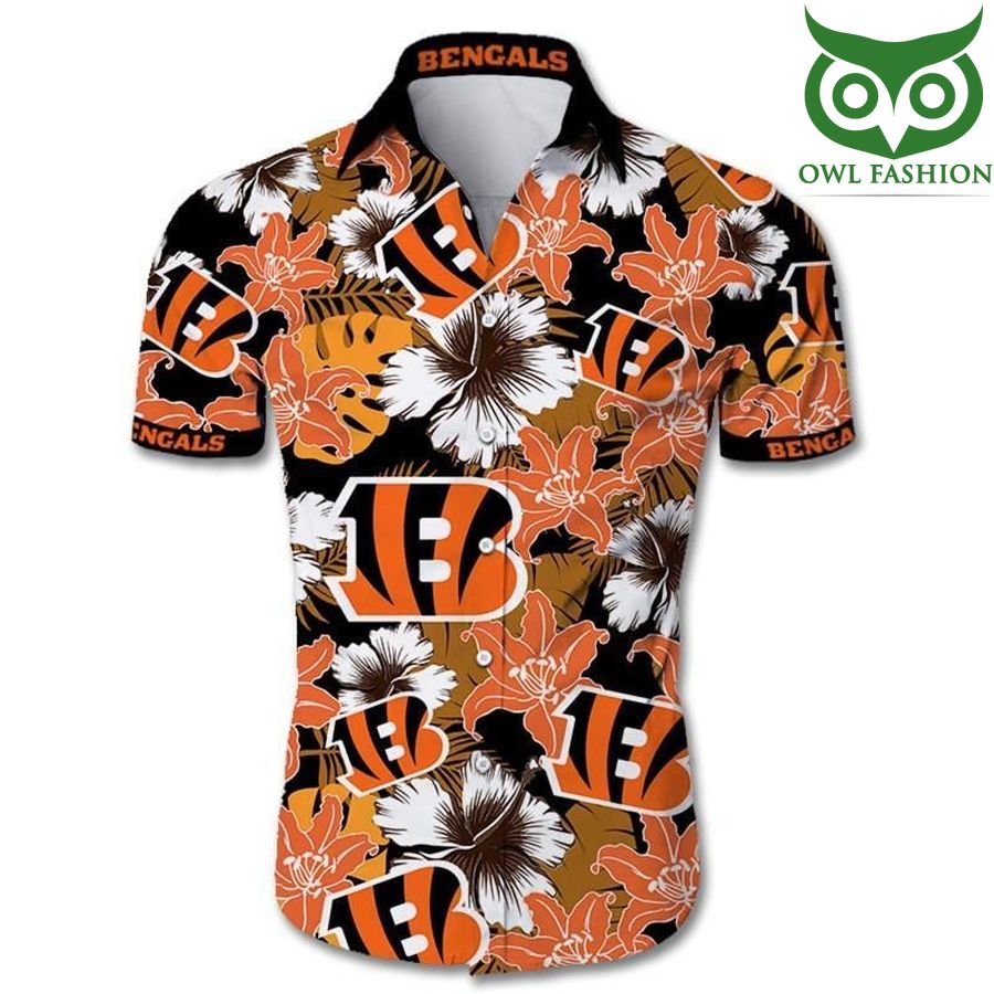 Cincinnati Bengals logo on Tropical Flower pattern Hawaiian Shirt 