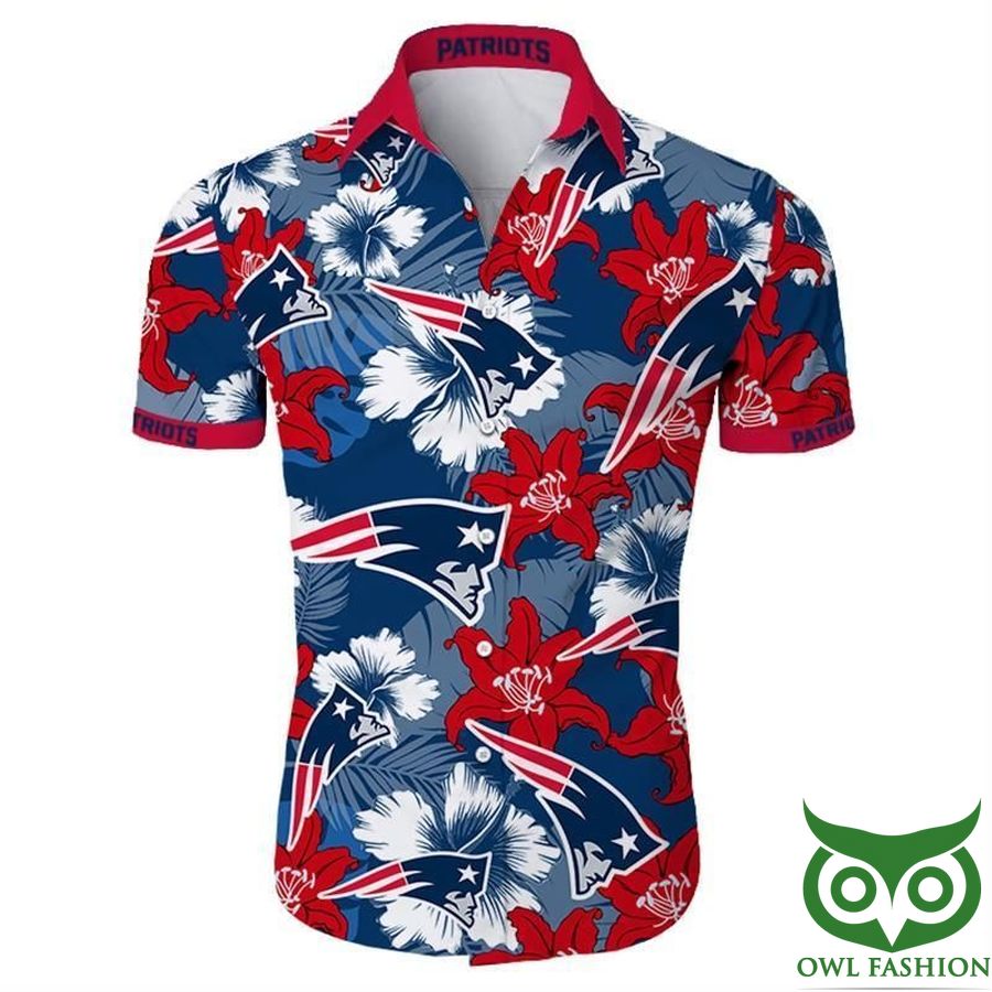 29 NFL New England Patriots Tropical Red Blue flower Hawaiian Shirt