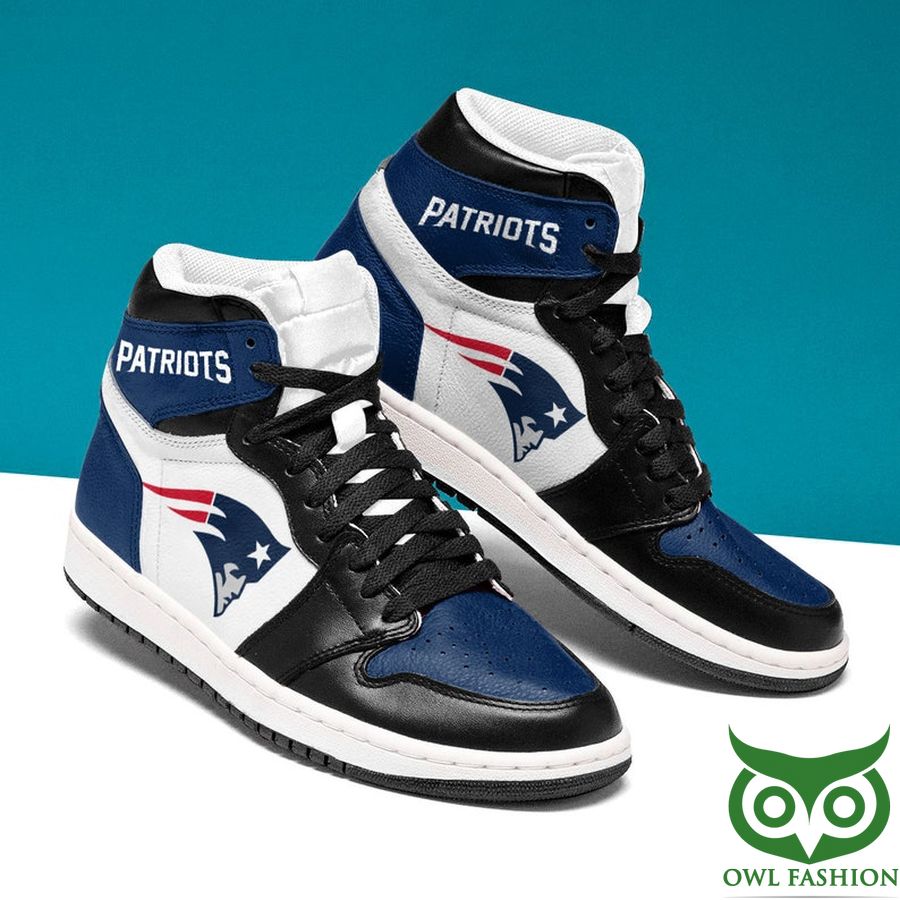 8 New England Patriots Team Logo AJ High Top Sneaker Boots