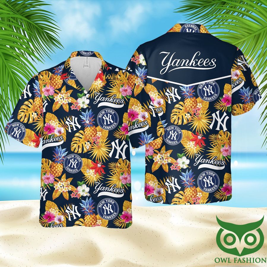 New York Yankees Yellow and Dark Blue Hawaiian Shirt and Shorts