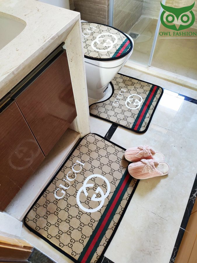 SPECIAL Gucci Luxury Shower Curtain Waterproof Luxury Bathroom Mat Set