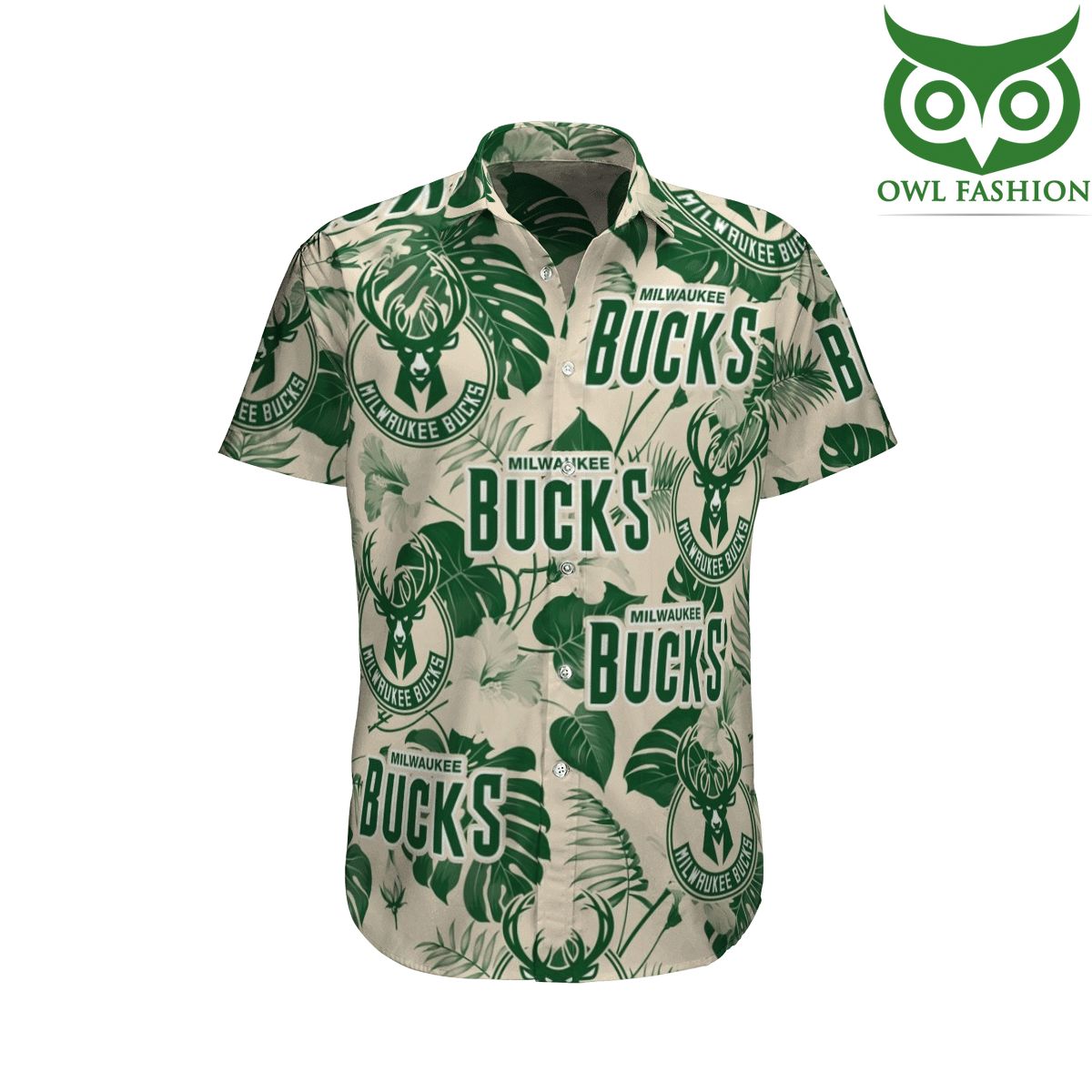 72 NBA Milwaukee Bucks basketball team logo pattern 3D short sleeve Hawaiian shirt