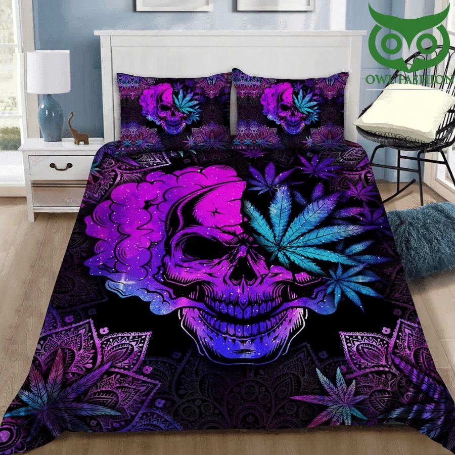 Weed cannabis twinkle skeleton smoke Bedding Set