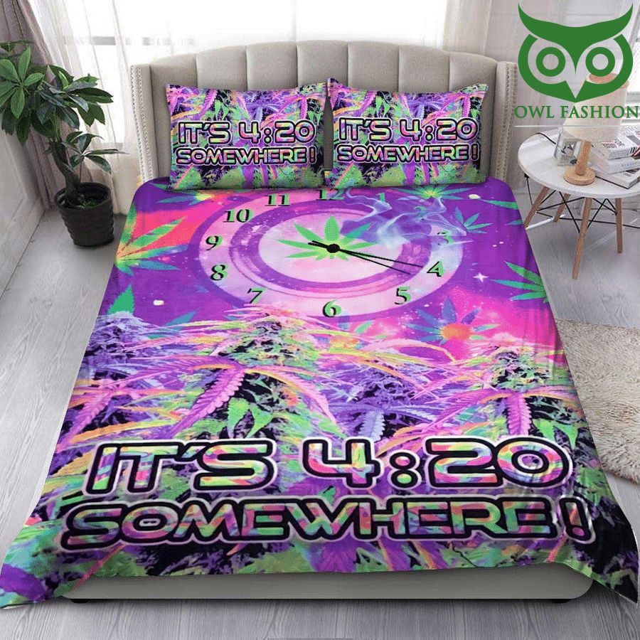 Weed cannabis It's 420 somewhere Bedding Set