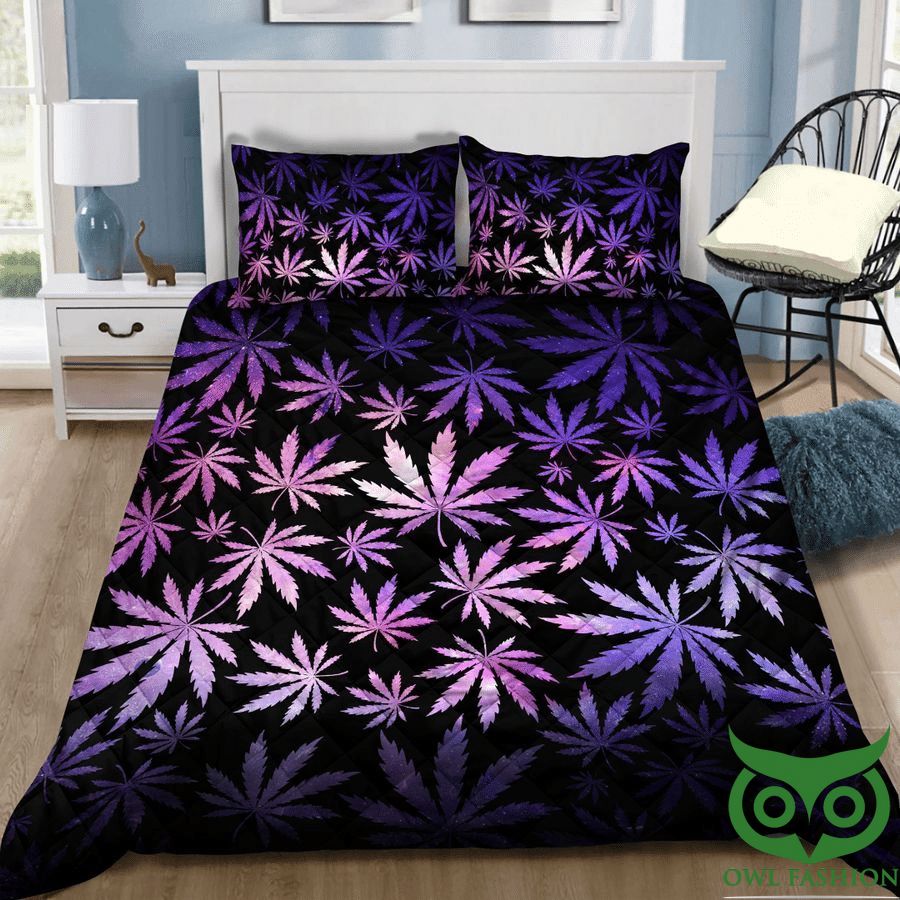 Purple Gradient Weed Leaf Black Quilt Bedding Set