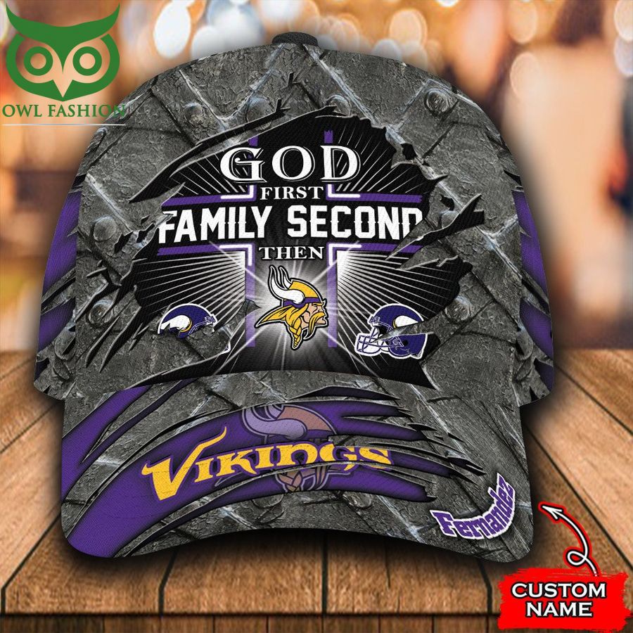 Minnesota Vikings Classic Cap Luxury NFL Custom Name