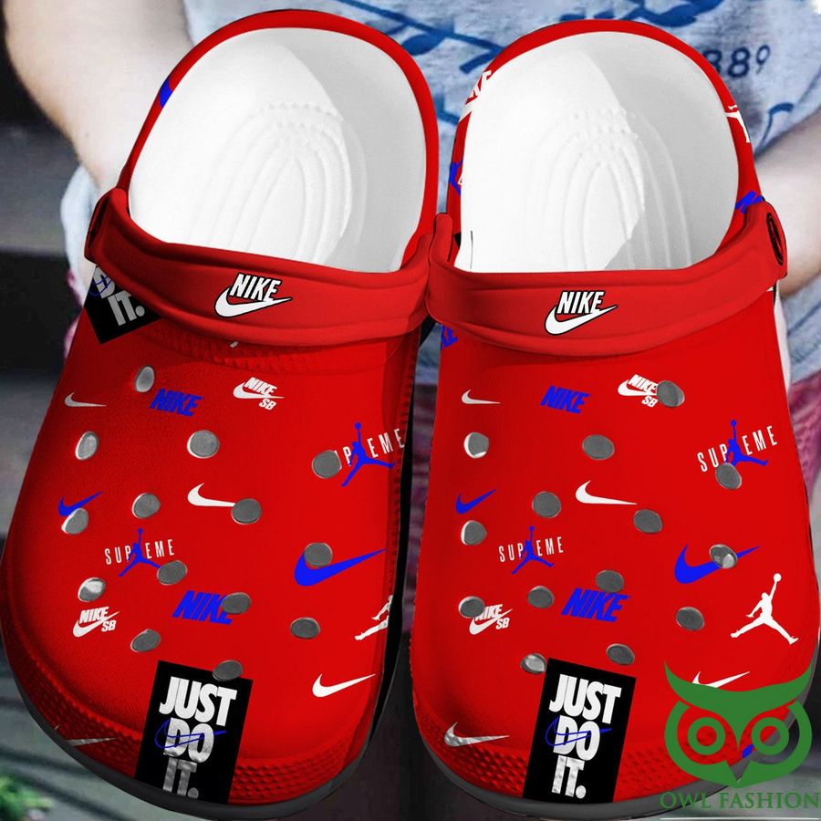 Nike US Supreme Just Do It Red Crocs