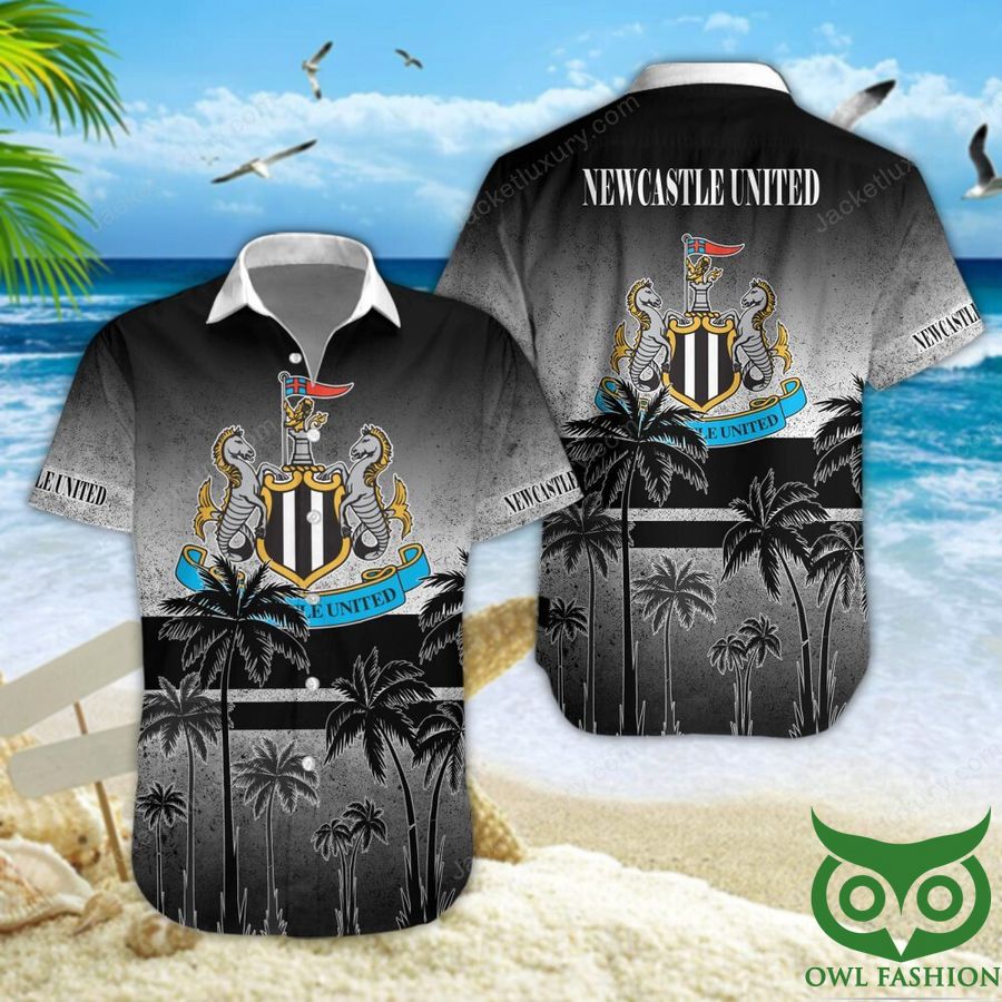 114 Newcastle United F.C Logo Coconut Black 3D Shirt