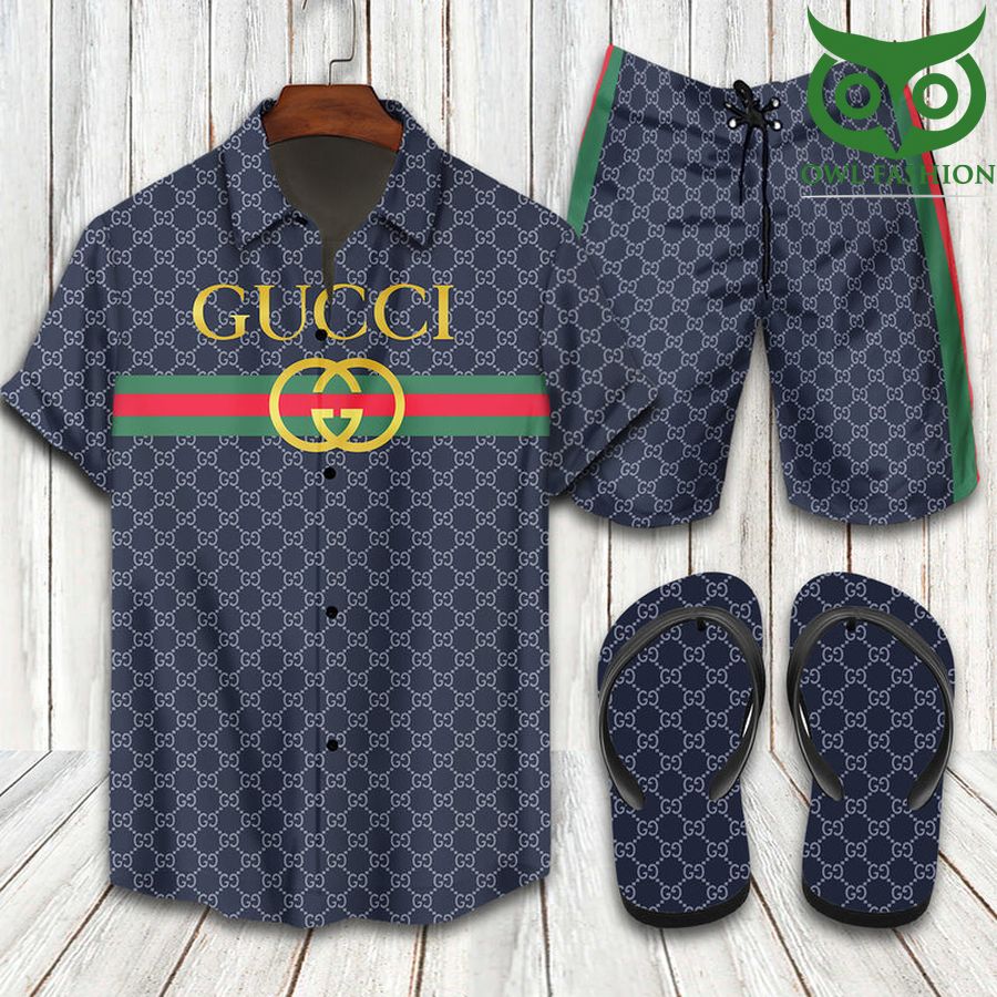 250 Gucci gold logo navy Hawaiian shirt shorts flipflops