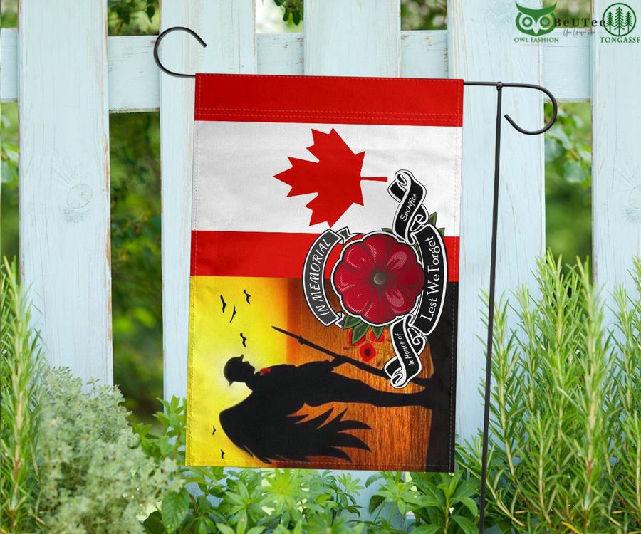 164 Canada Poppy In Memorial Lest We Forget Honoring Patriotic flag