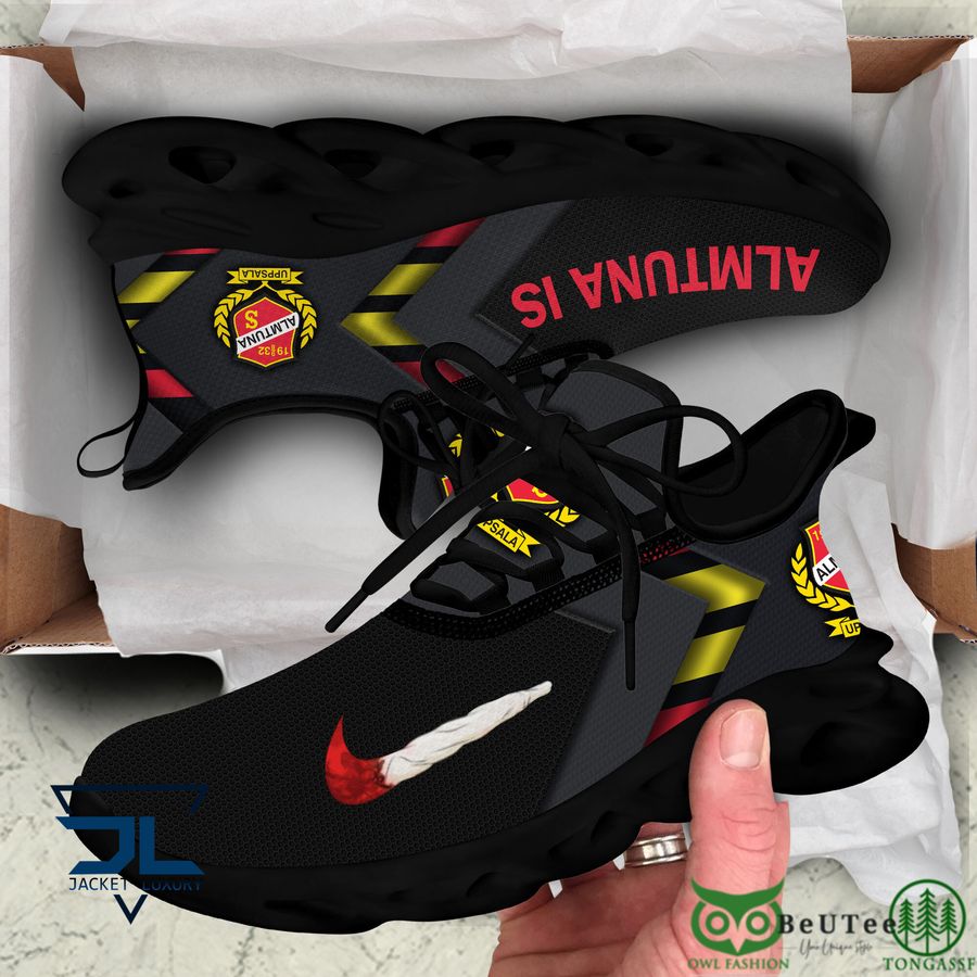 106 Almtuna IS SHL Nike Logo Clunky Sneakers