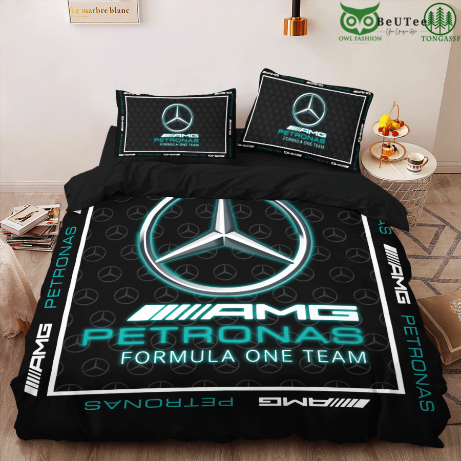 17 AMG Formula 1 Mercedes Racing Team Bedding Set