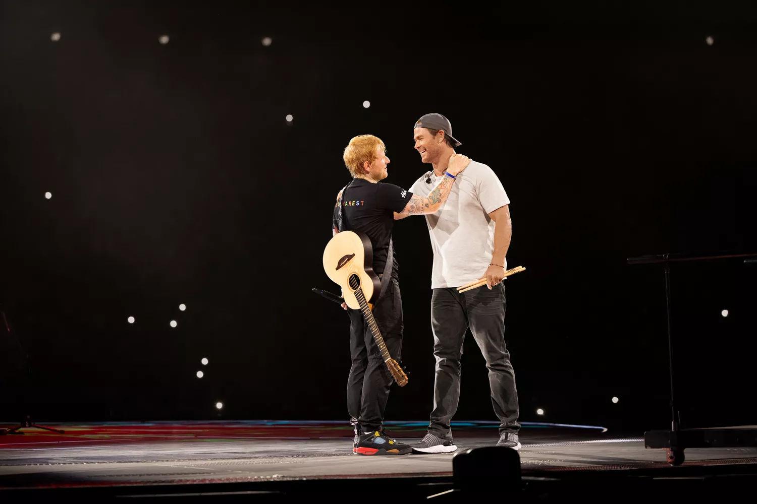 Chris Hemsworth Learns Drumming and Performs with Ed Sheeran for 70000 Fans