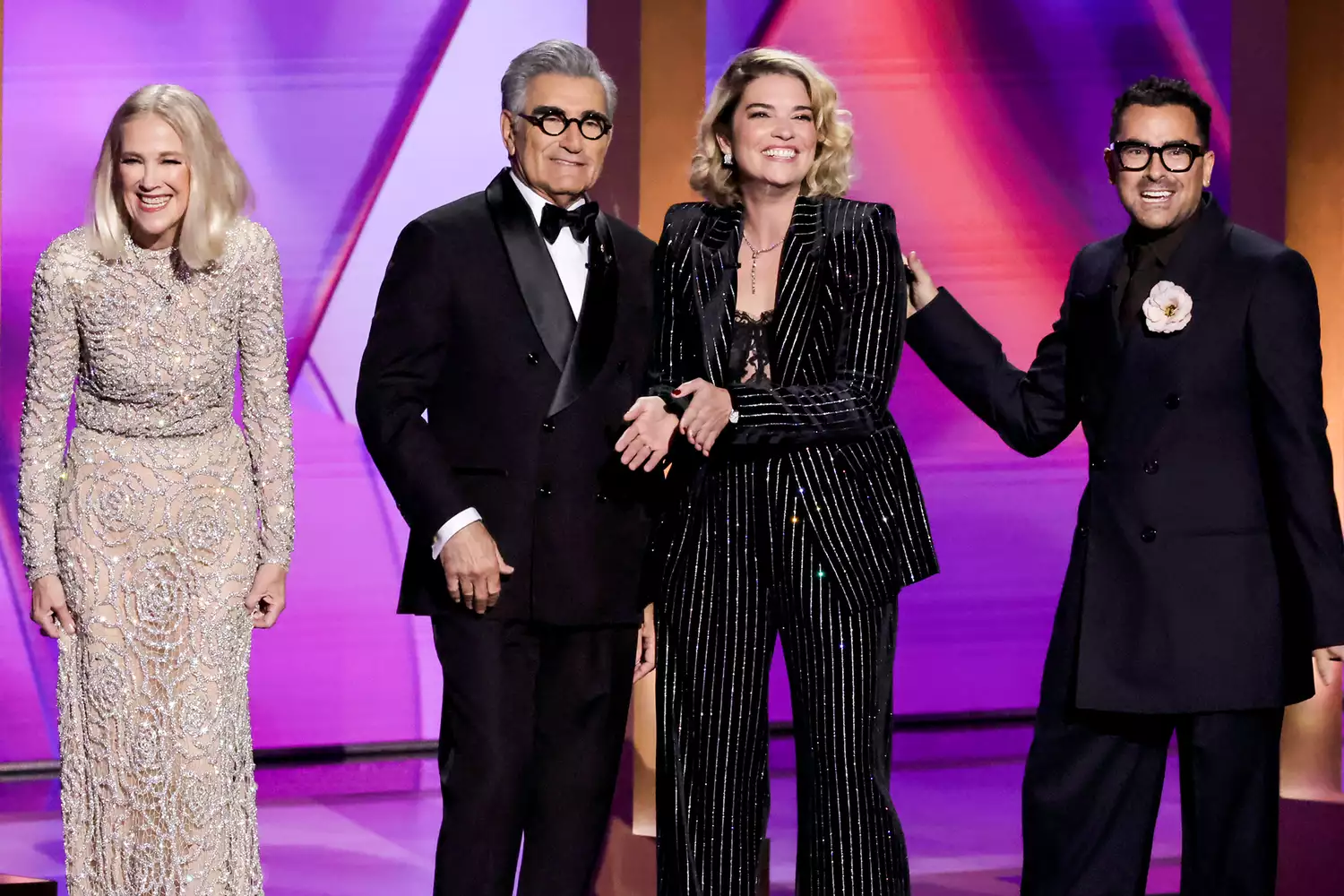 "Ew David! Schitt's Creek Stars Reunite for a Rose Family Moment at the 2024 Emmys"